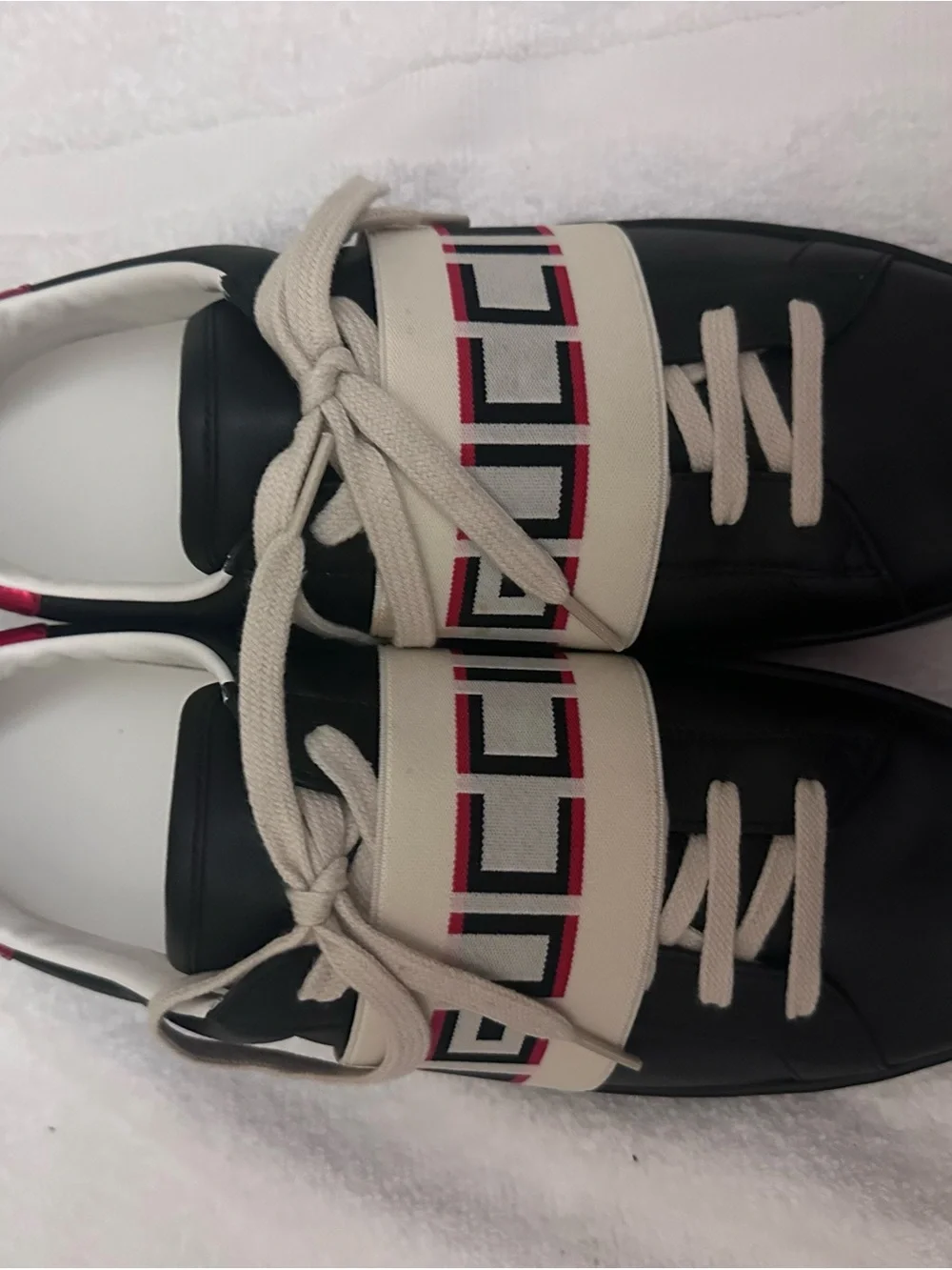 Gucci Black Leather Sneakers with Cream Strap and Red Accent